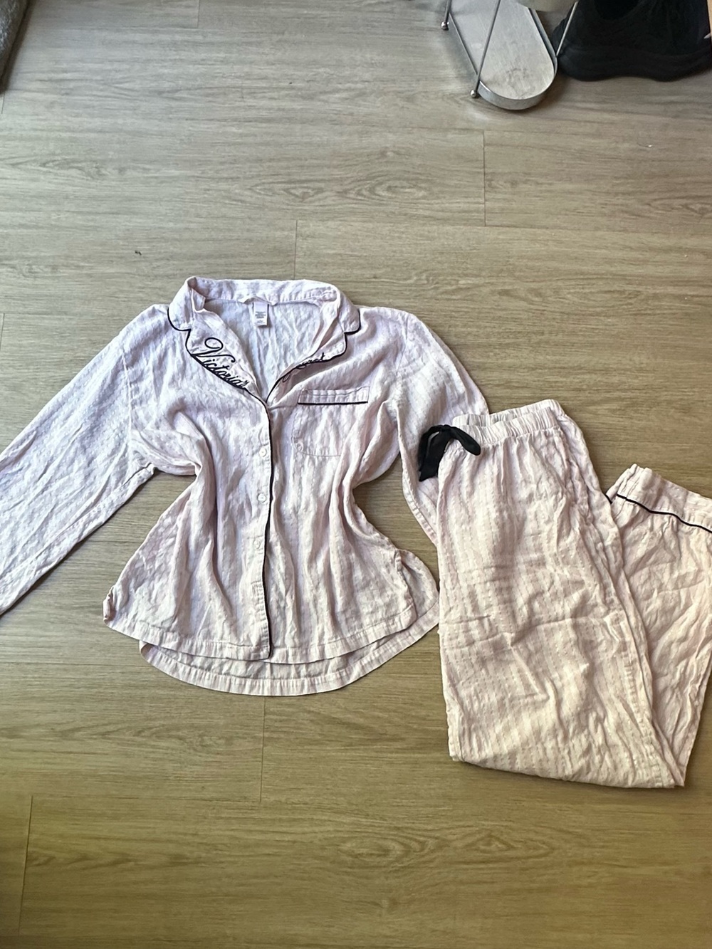 Victoria's Secret Light Pink Pajama Top & Jogger Set